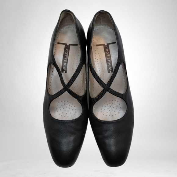 Trotters Jamie Strap Mary Jane Pump 7.5 Narrow - Picture 2 of 7